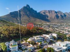 南非西开普省开普敦的独栋别墅，12 Clifton Road Camps Bay，编号74569286
