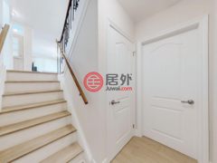 加拿大安大略省多伦多的联排别墅，20 Niantic Cres M，编号76584590
