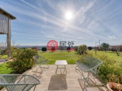 法国Nouvelle-AquitaineSaint-Fort-sur-Gironde的独栋别墅，编号76748531