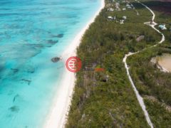 特克斯與凱科斯群島Whitby的住宅用地，Beachfront，编号77264148